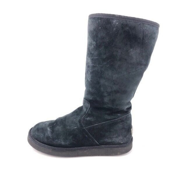 UGG Sumner Black Leather Sheepskin Winter Boots 9 - Picture 1 of 13
